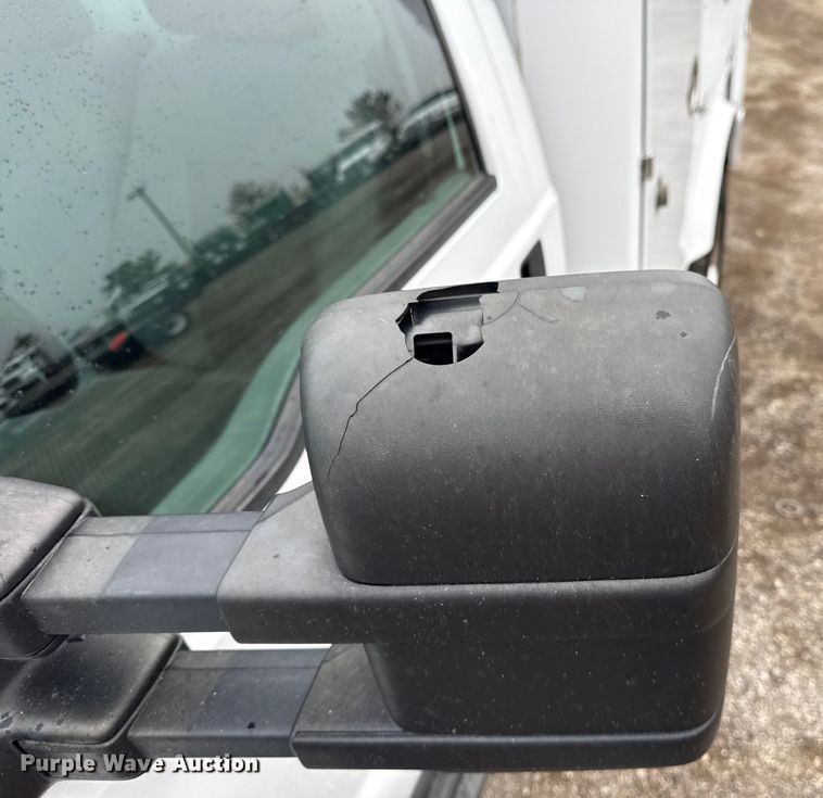 image for item EG1779 2015 Ford F450 Super Duty  fiber optic splicing truck