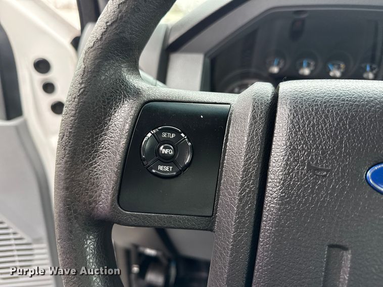 image for item EG1779 2015 Ford F450 Super Duty  fiber optic splicing truck