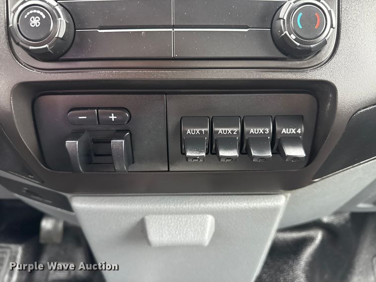 image for item EG1779 2015 Ford F450 Super Duty  fiber optic splicing truck