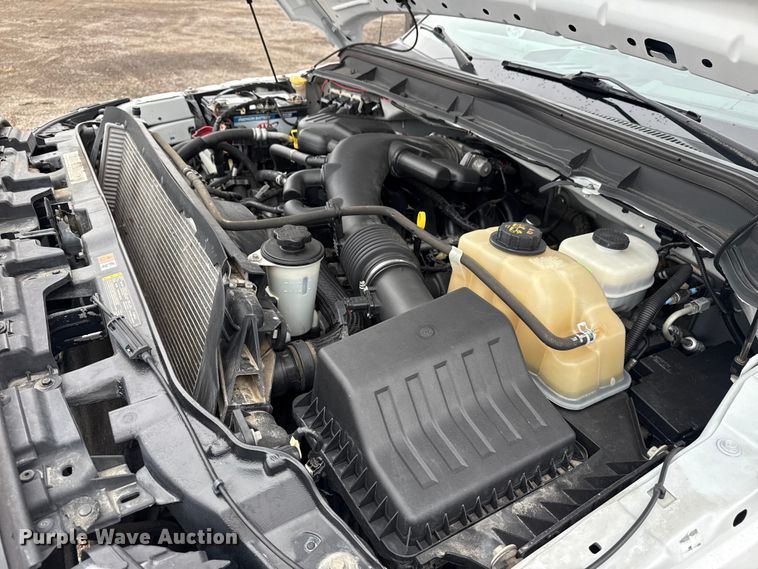 image for item EG1779 2015 Ford F450 Super Duty  fiber optic splicing truck