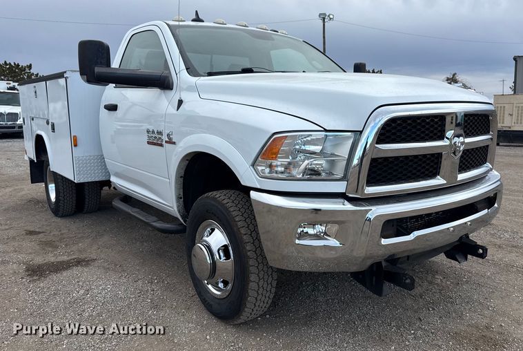 image for item EG1884 2015 Ram 3500 utility bed pickup truck