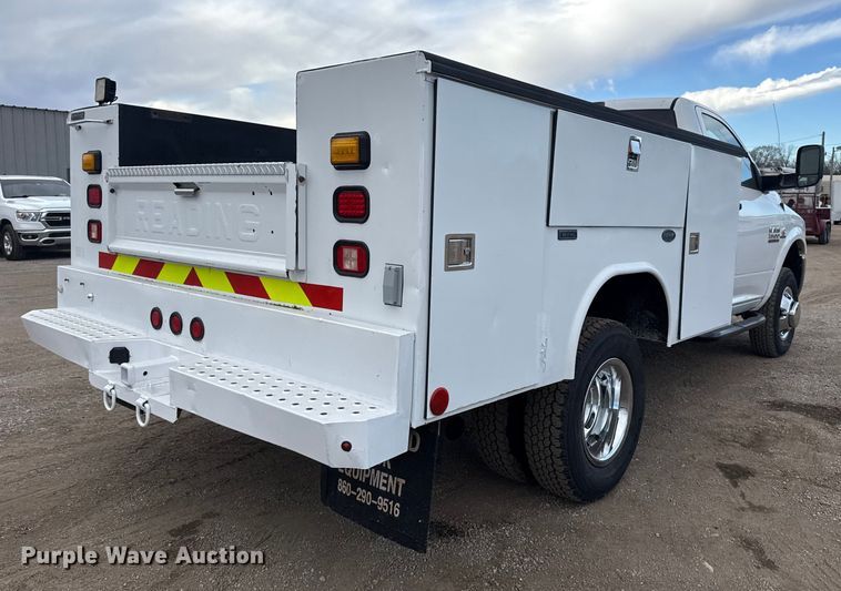 image for item EG1884 2015 Ram 3500 utility bed pickup truck