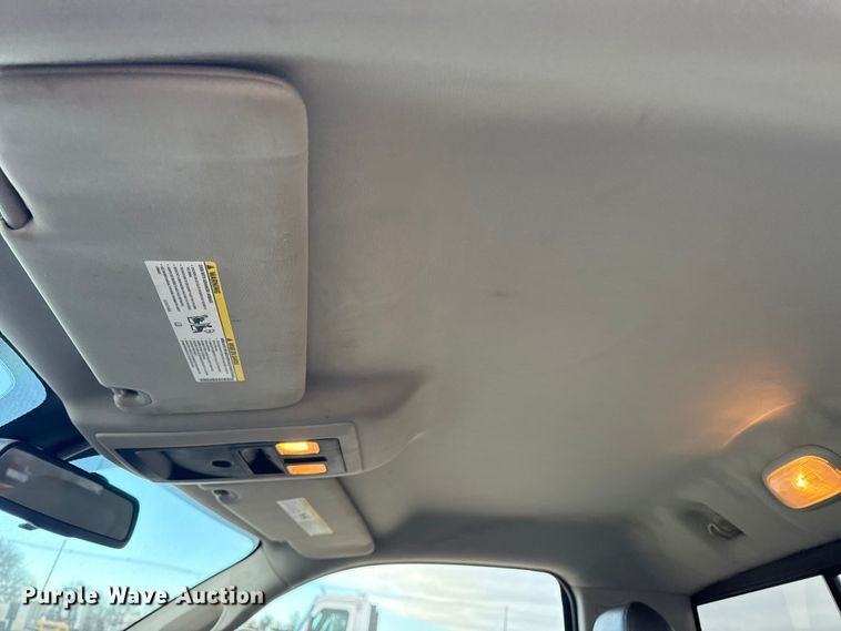 image for item EG1884 2015 Ram 3500 utility bed pickup truck