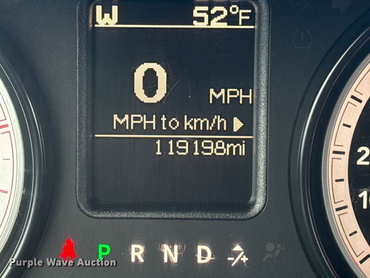 image for item EG1884 2015 Ram 3500 utility bed pickup truck