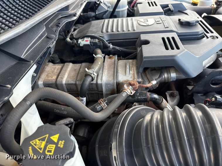 image for item EG1884 2015 Ram 3500 utility bed pickup truck