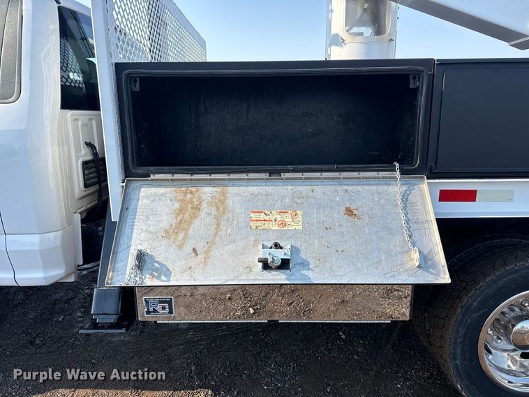 image for item EG2023 2019 Ford F550 Super Duty XL bucket truck