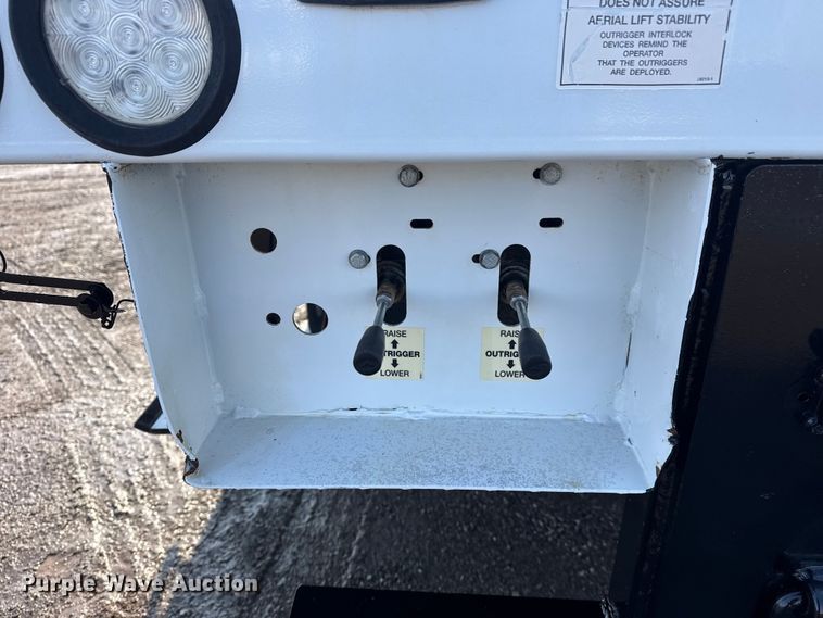 image for item EG2023 2019 Ford F550 Super Duty XL bucket truck