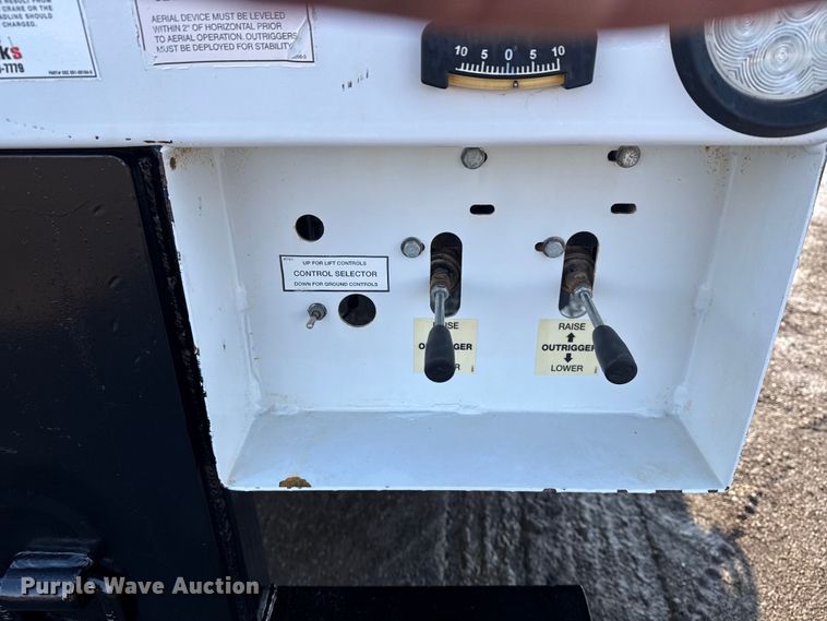 image for item EG2023 2019 Ford F550 Super Duty XL bucket truck