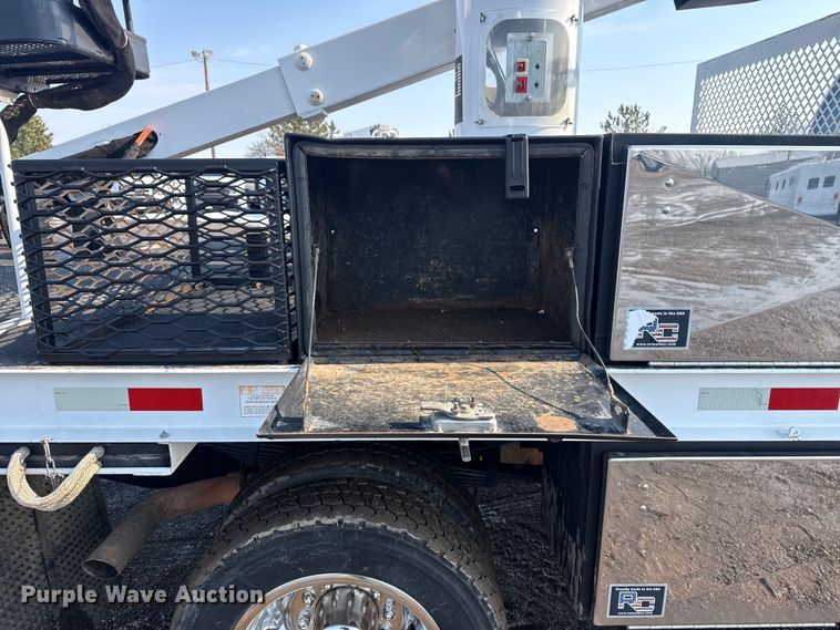 image for item EG2023 2019 Ford F550 Super Duty XL bucket truck