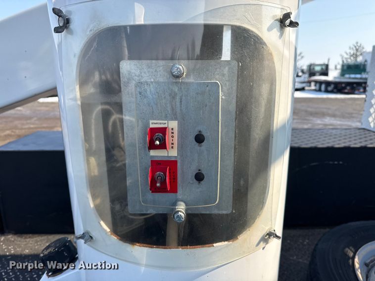 image for item EG2023 2019 Ford F550 Super Duty XL bucket truck