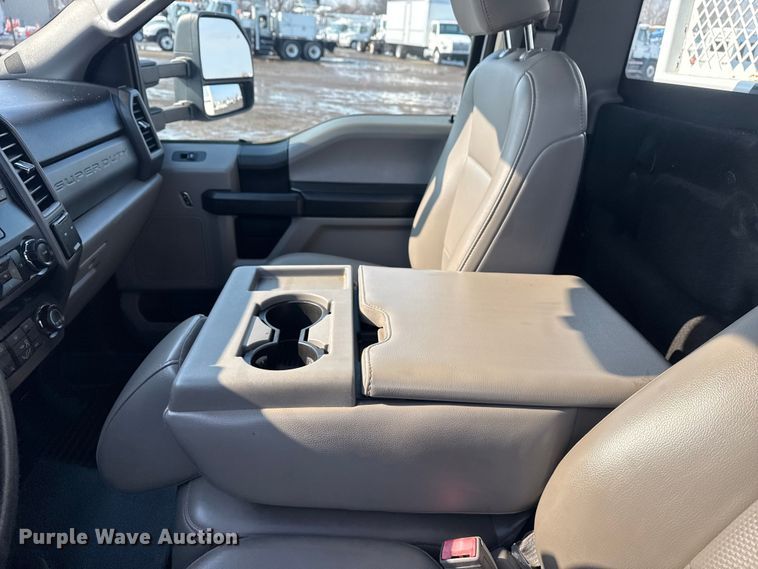 image for item EG2023 2019 Ford F550 Super Duty XL bucket truck