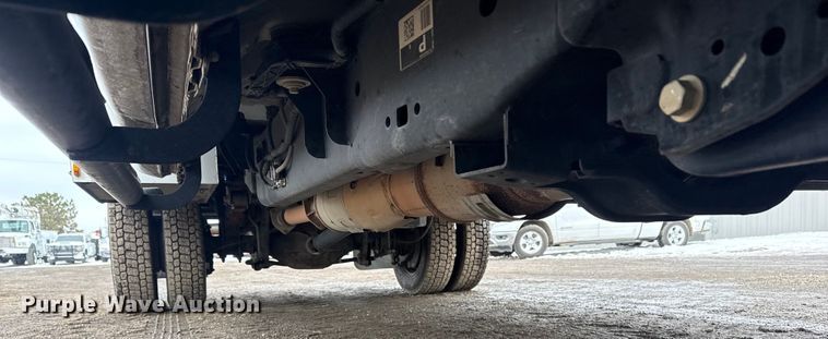 image for item EG2036 2017 Ford F550 Super Duty XL utility / service truck