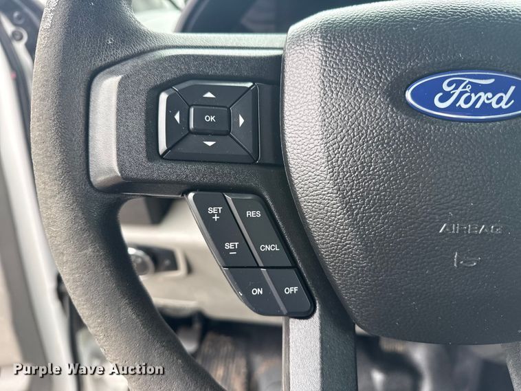 image for item EG2036 2017 Ford F550 Super Duty XL utility / service truck