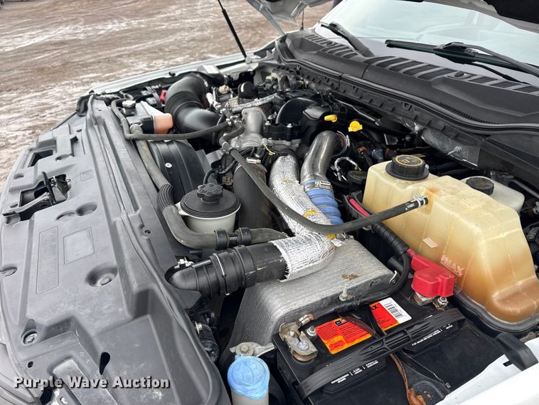 image for item EG2036 2017 Ford F550 Super Duty XL utility / service truck