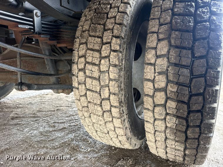 image for item EG2036 2017 Ford F550 Super Duty XL utility / service truck