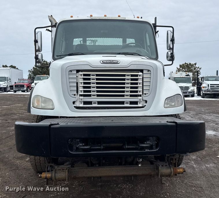 image for item EG2039 2007 Freightliner Business Class M2 crane truck