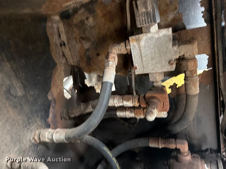 image for item EG2039 2007 Freightliner Business Class M2 crane truck