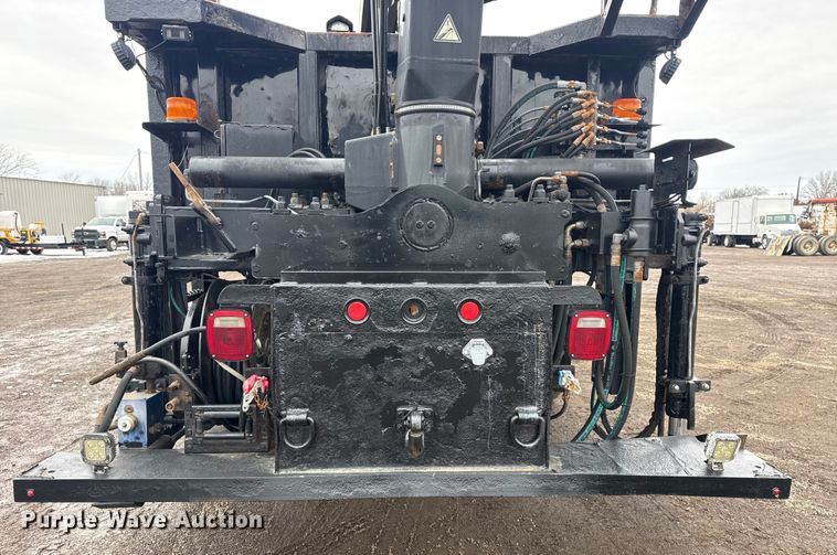 image for item EG2039 2007 Freightliner Business Class M2 crane truck