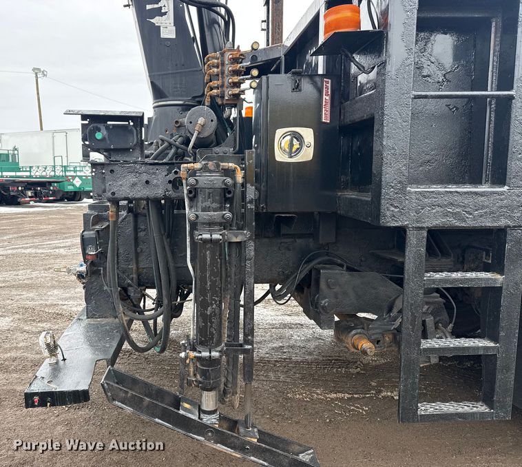 image for item EG2039 2007 Freightliner Business Class M2 crane truck