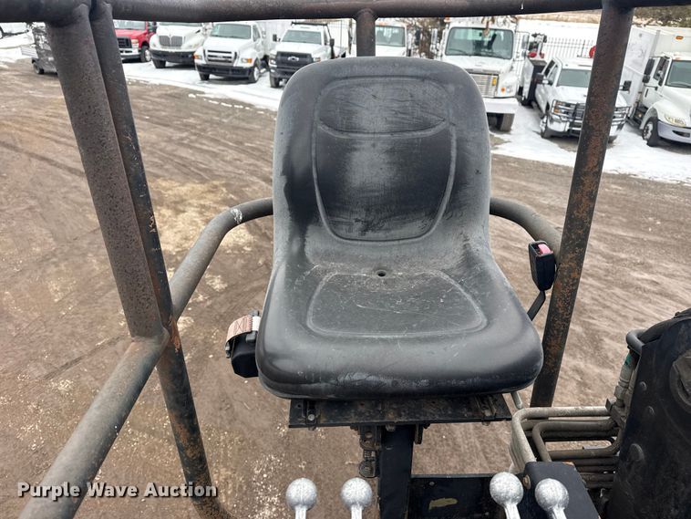 image for item EG2039 2007 Freightliner Business Class M2 crane truck