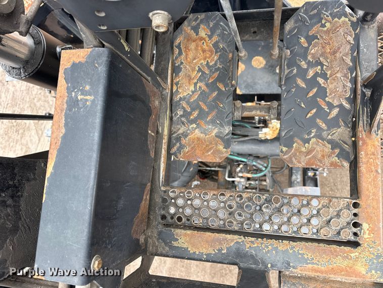 image for item EG2039 2007 Freightliner Business Class M2 crane truck