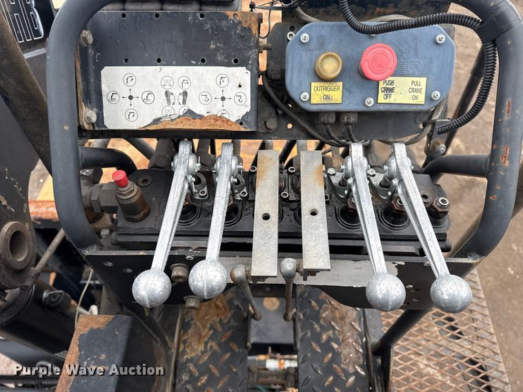 image for item EG2039 2007 Freightliner Business Class M2 crane truck