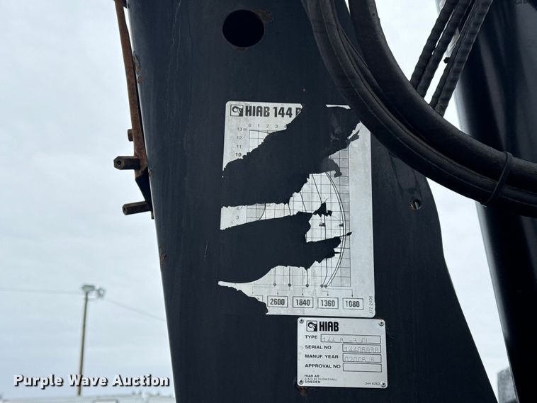 image for item EG2039 2007 Freightliner Business Class M2 crane truck