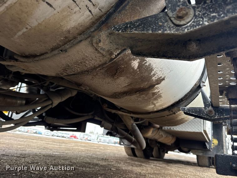 image for item EG2039 2007 Freightliner Business Class M2 crane truck