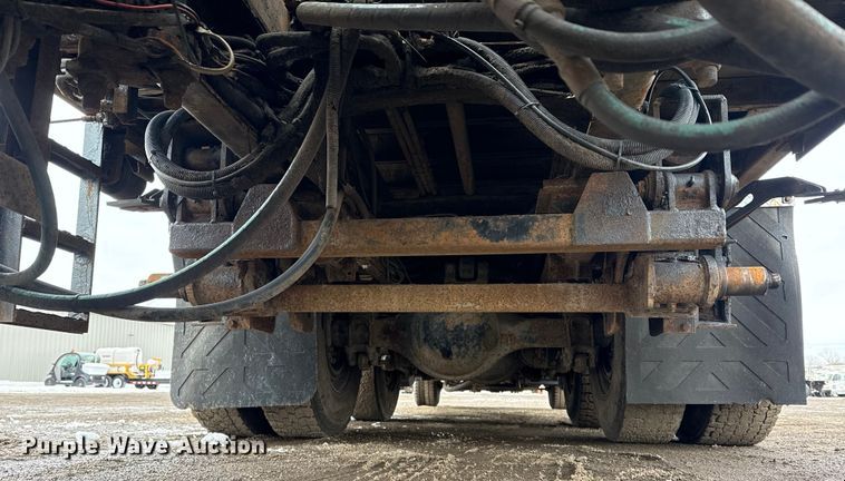 image for item EG2039 2007 Freightliner Business Class M2 crane truck