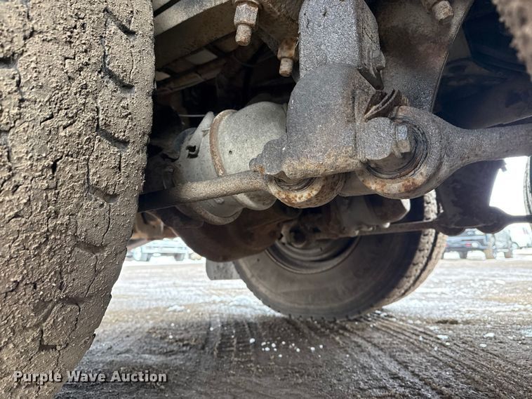 image for item EG2039 2007 Freightliner Business Class M2 crane truck