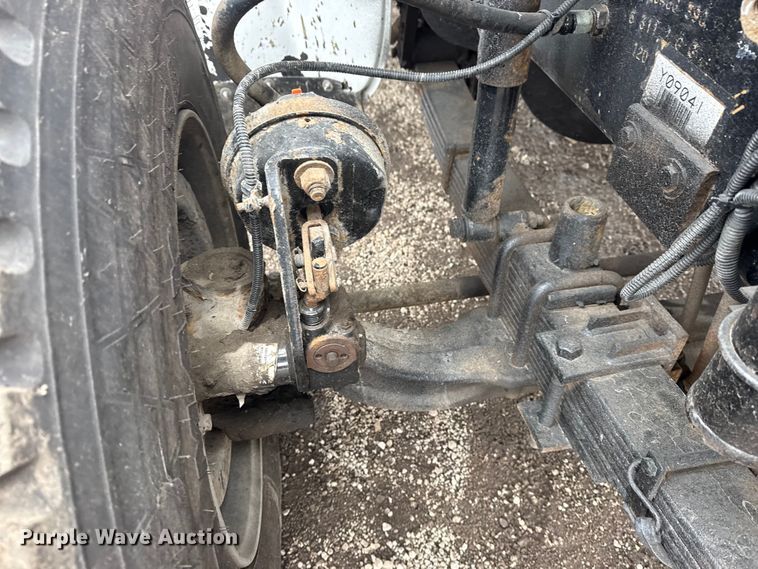 image for item EG2039 2007 Freightliner Business Class M2 crane truck