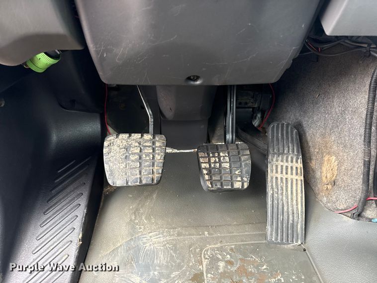 image for item EG2039 2007 Freightliner Business Class M2 crane truck