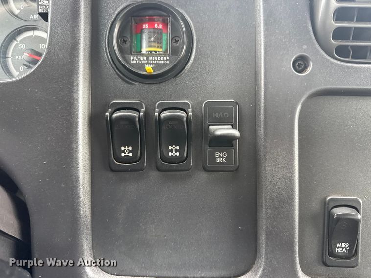 image for item EG2039 2007 Freightliner Business Class M2 crane truck