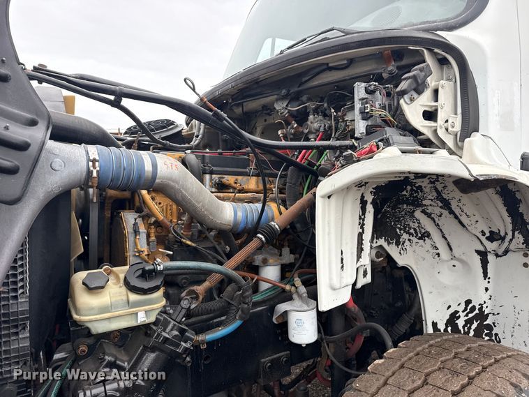 image for item EG2039 2007 Freightliner Business Class M2 crane truck