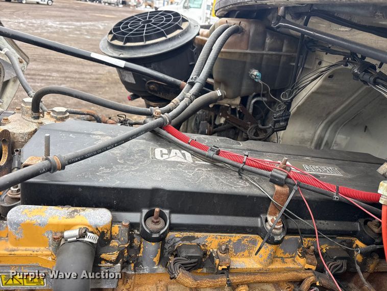 image for item EG2039 2007 Freightliner Business Class M2 crane truck