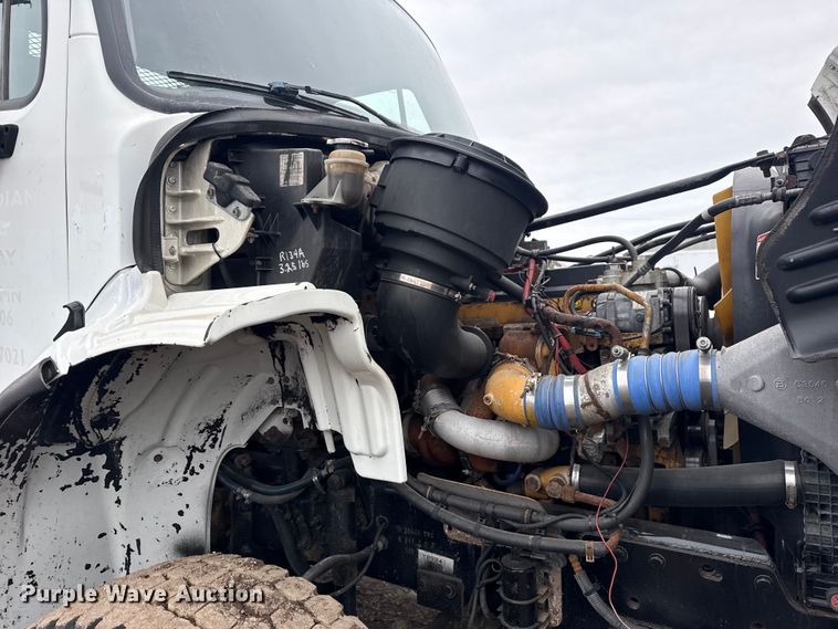 image for item EG2039 2007 Freightliner Business Class M2 crane truck