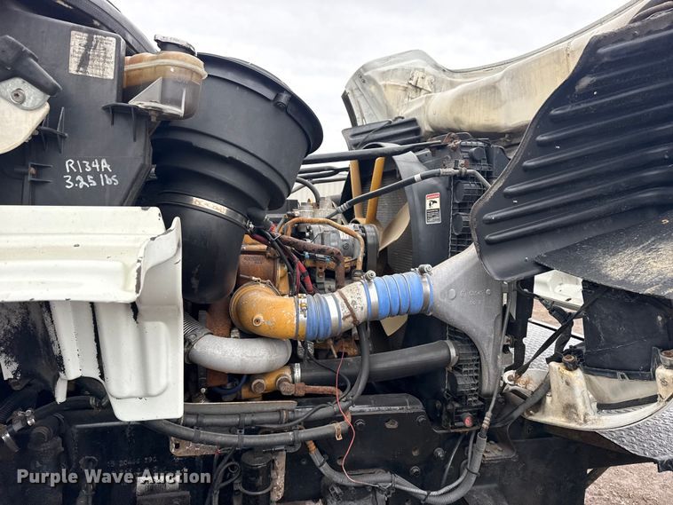 image for item EG2039 2007 Freightliner Business Class M2 crane truck