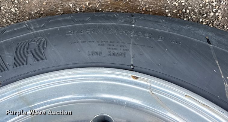 image for item EG2039 2007 Freightliner Business Class M2 crane truck