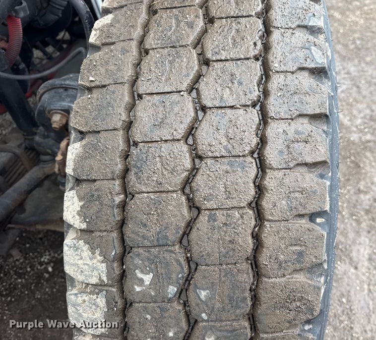 image for item EG2039 2007 Freightliner Business Class M2 crane truck