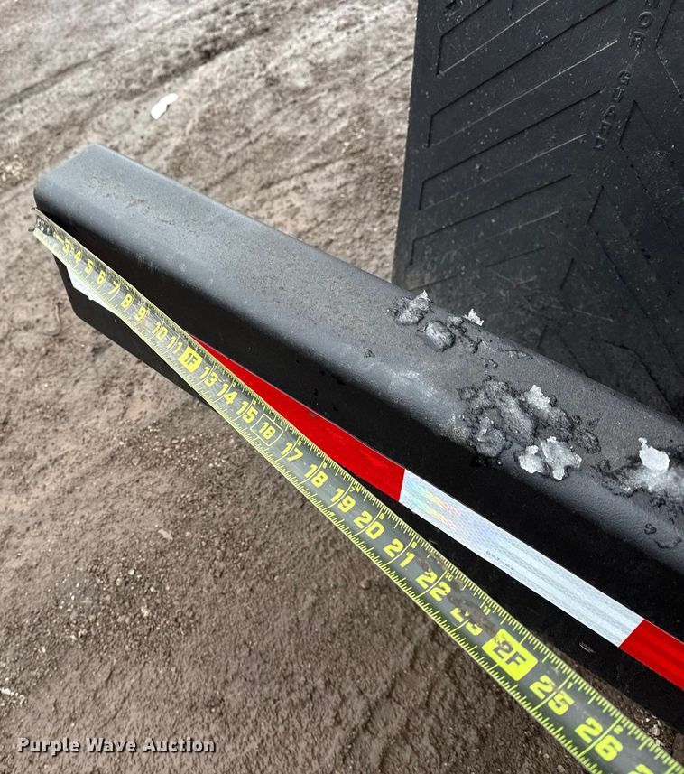 image for item EG2040 2012 Mack GU713 vacuum truck