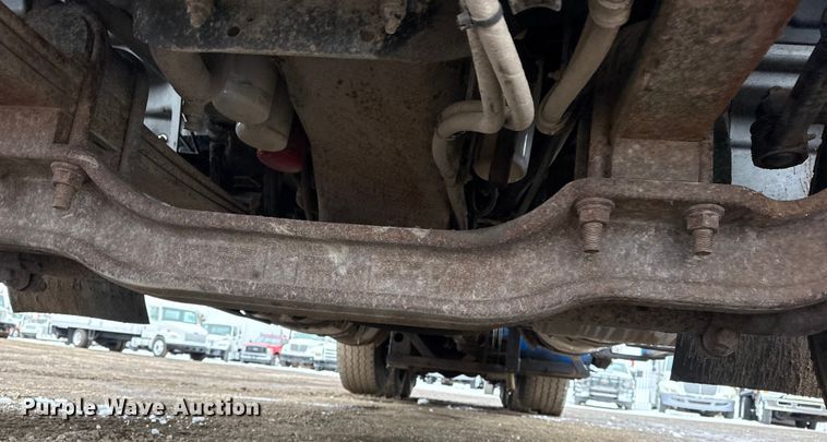 image for item EG2040 2012 Mack GU713 vacuum truck