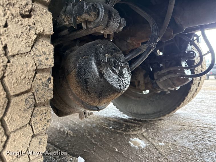 image for item EG2040 2012 Mack GU713 vacuum truck