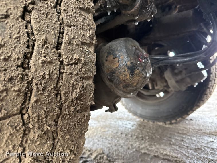 image for item EG2040 2012 Mack GU713 vacuum truck