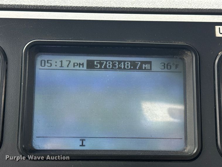 image for item EG2040 2012 Mack GU713 vacuum truck