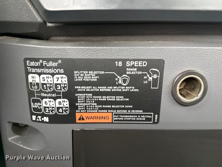 image for item EG2040 2012 Mack GU713 vacuum truck