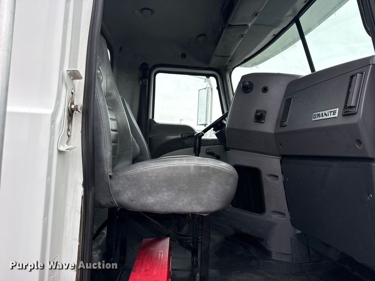 image for item EG2040 2012 Mack GU713 vacuum truck