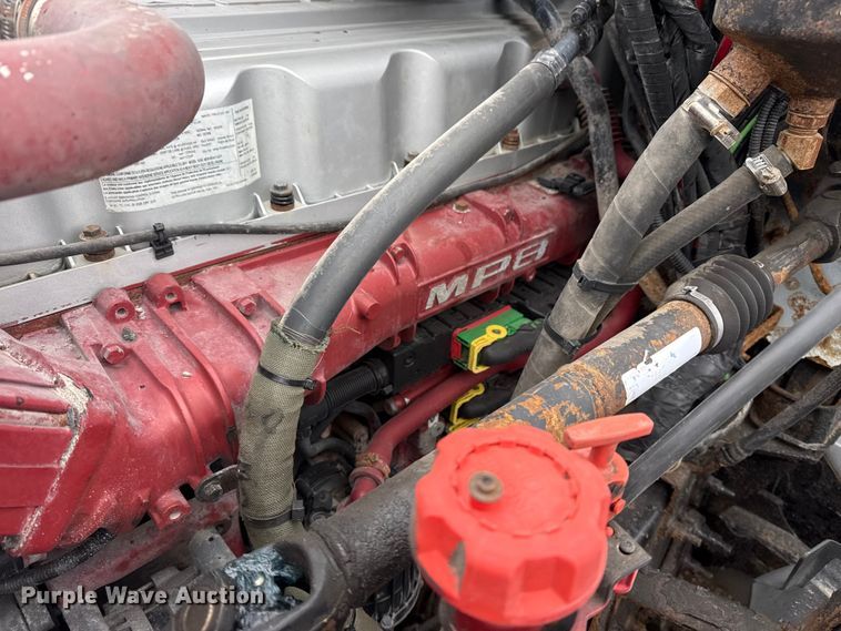 image for item EG2040 2012 Mack GU713 vacuum truck