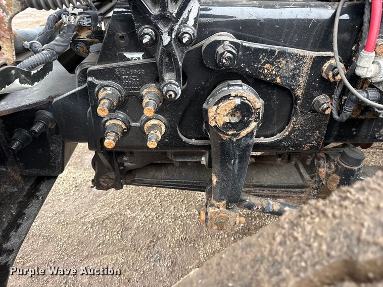 image for item EG2040 2012 Mack GU713 vacuum truck