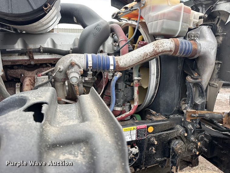 image for item EG2040 2012 Mack GU713 vacuum truck