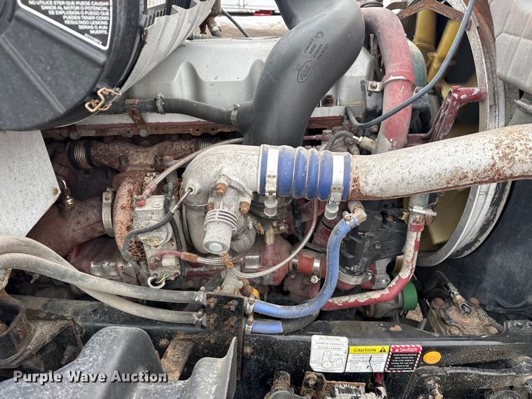 image for item EG2040 2012 Mack GU713 vacuum truck